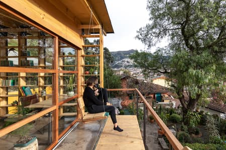 CUARTO EN EL AIRE / ROOM IN THE AIR